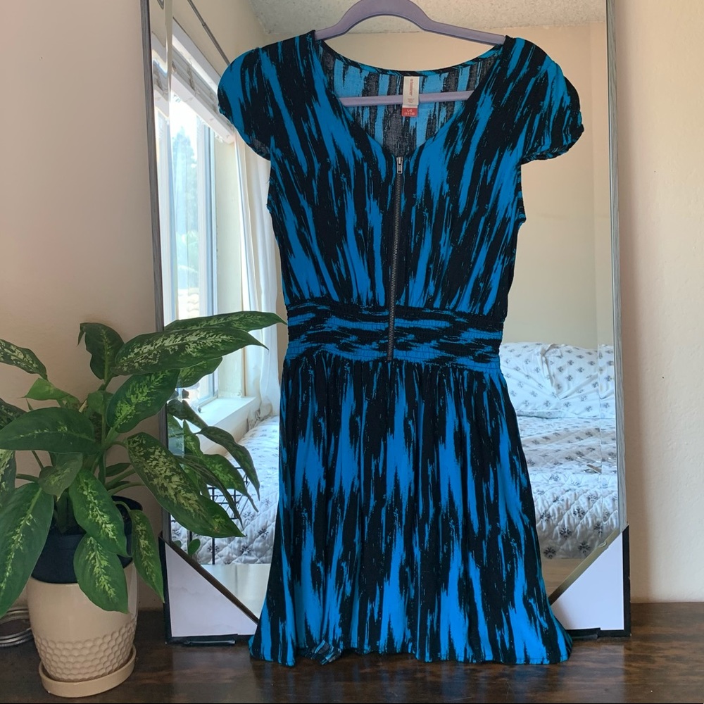 No boundaries dress blue black zipper front  L
